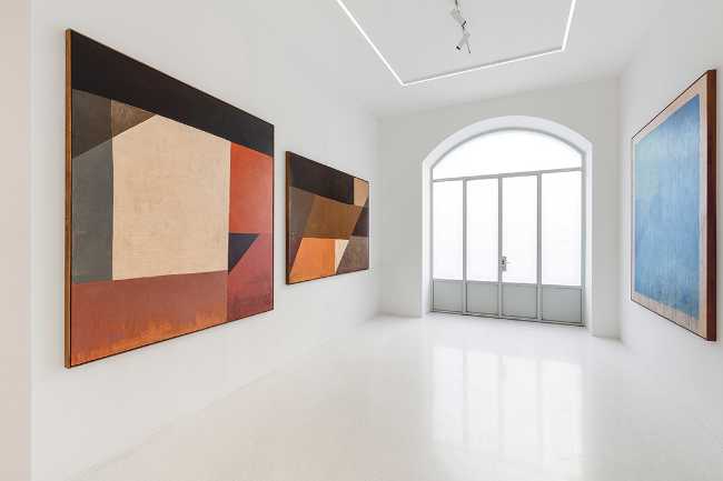 Arquitectura y sueño: el universo suspendido de Ramón Enrich en Milán.