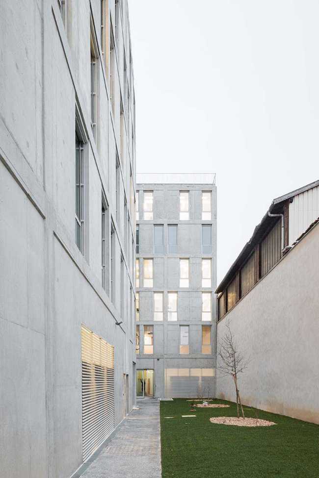 Célébrer l'histoire industrielle avec chaque détail du bâtiment M45