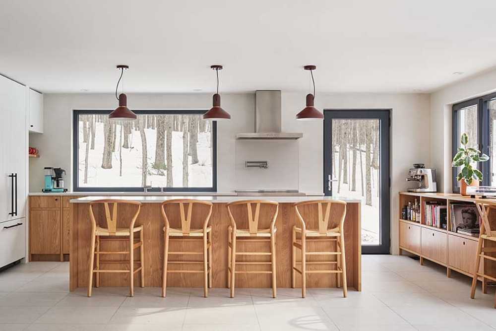 Non demolire ma rivitalizzare: lo chalet Ash Tree House nel Quebec