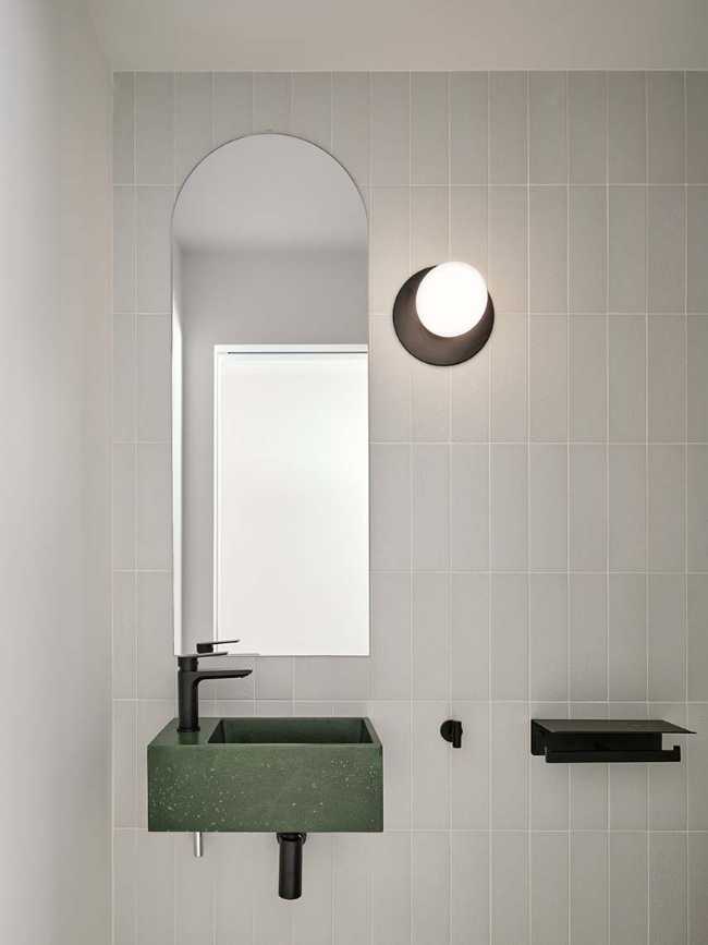 Non demolire ma rivitalizzare: lo chalet Ash Tree House nel Quebec