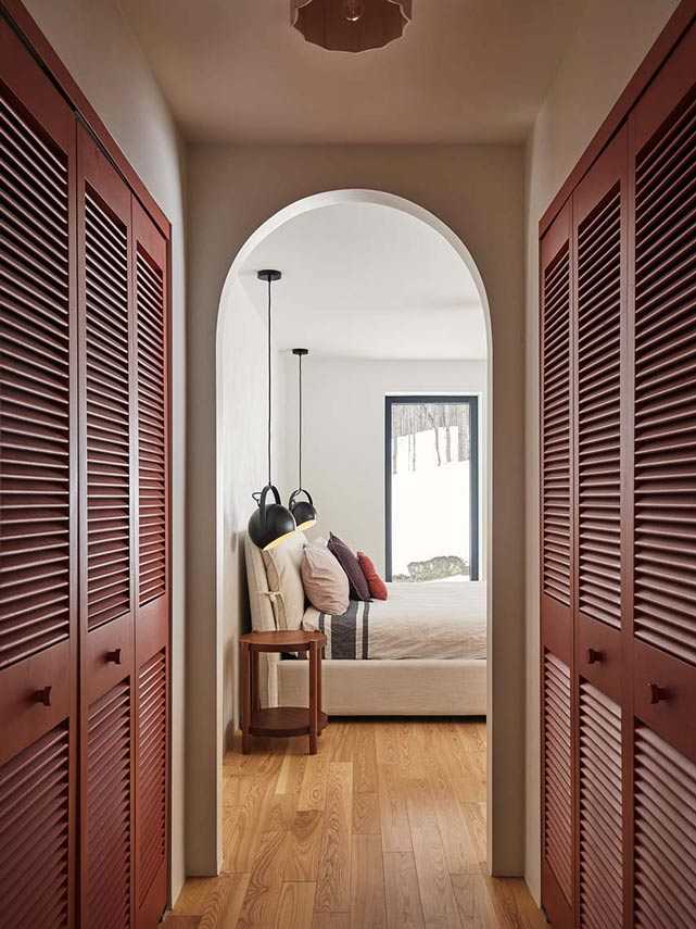 Non demolire ma rivitalizzare: lo chalet Ash Tree House nel Quebec