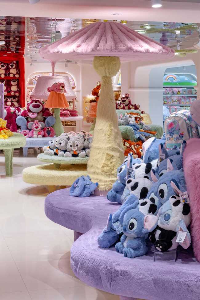 MINISO LAND: venta al por menor y diversión en el corazón de Shanghai