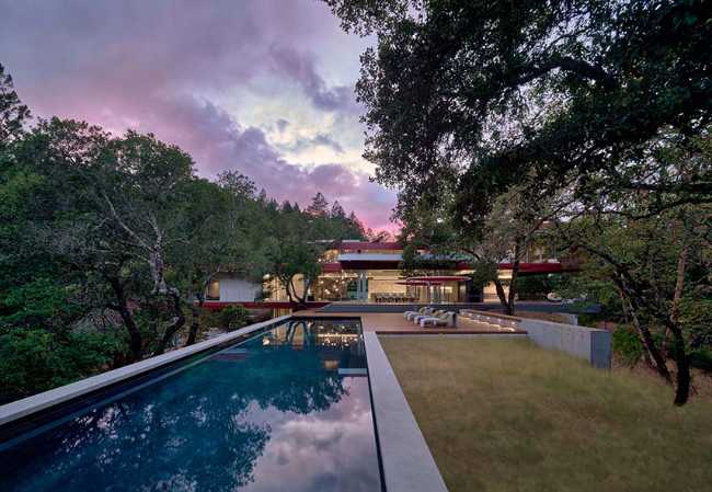 Whispering Stones: essential luxury immersed in the vineyards of California