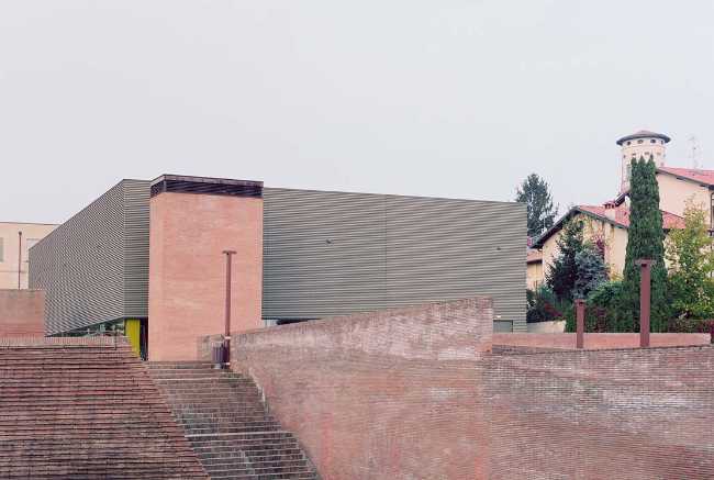 Proyecto 167_Gimnasio de Merate: nueva identidad desde la arquitectura