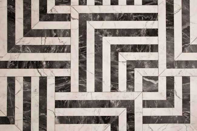 Irriverente brand design del Poka Lola social club a Denver