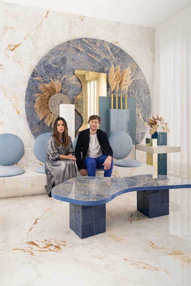 Ceramiche surrealiste e atemporali. Sguardo al futuro dal passato