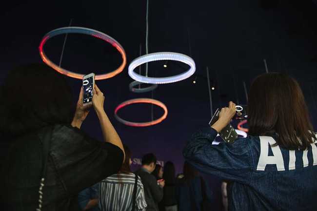 Lampade Cyanometer per Swarovski. Il cielo in una stanza