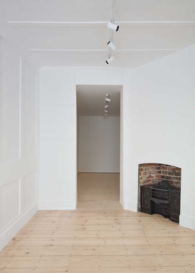 Restauración de la antigua The Clerk's House para la galería de arte Emalin