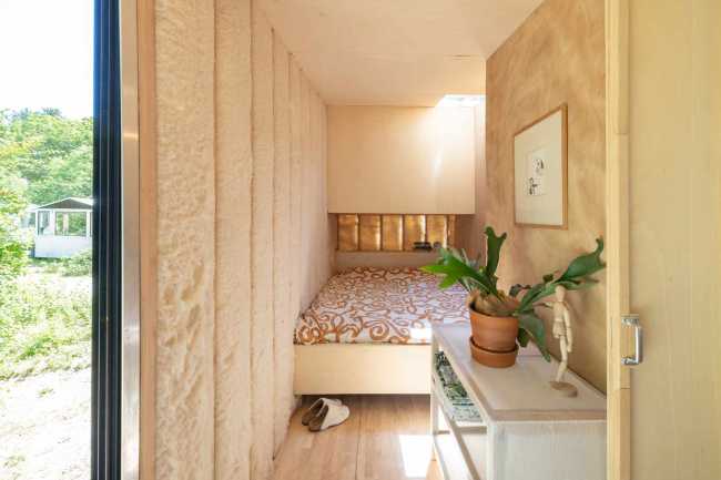 Minimal, smart, and sustainable: the concept of the nomadic architecture Tiny house Yurt.