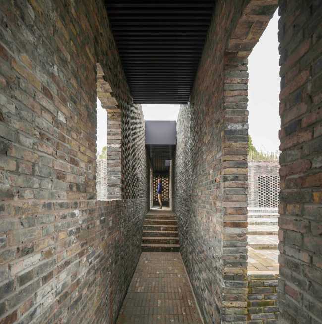 The Brick Wall | Tsingpu Yangzhou Retreat: hotel boutique