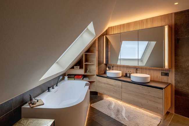 Panoramas alpins et lignes contemporaines