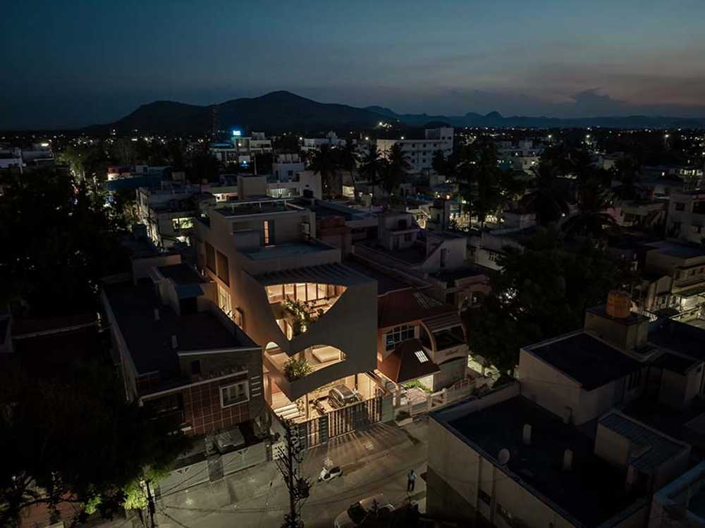 An architectural sculpture creates new views of living: the K Home