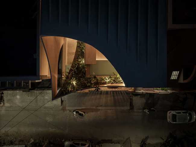 An architectural sculpture creates new views of living: the K Home