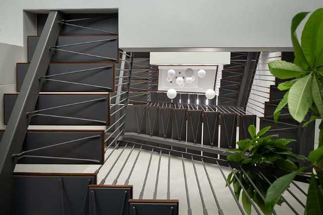 An architectural sculpture creates new views of living: the K Home