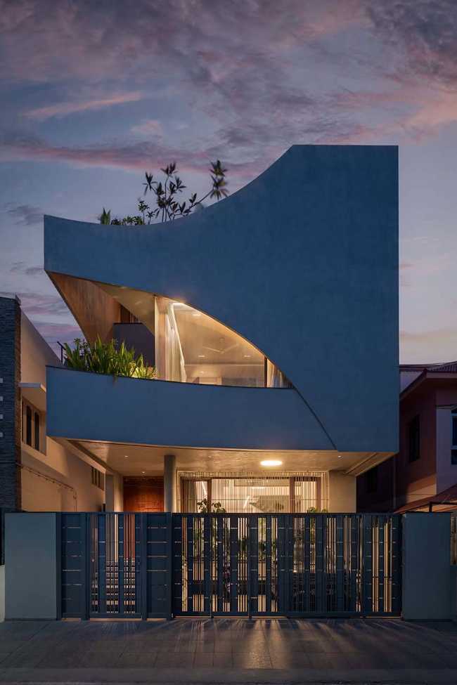 An architectural sculpture creates new views of living: the K Home