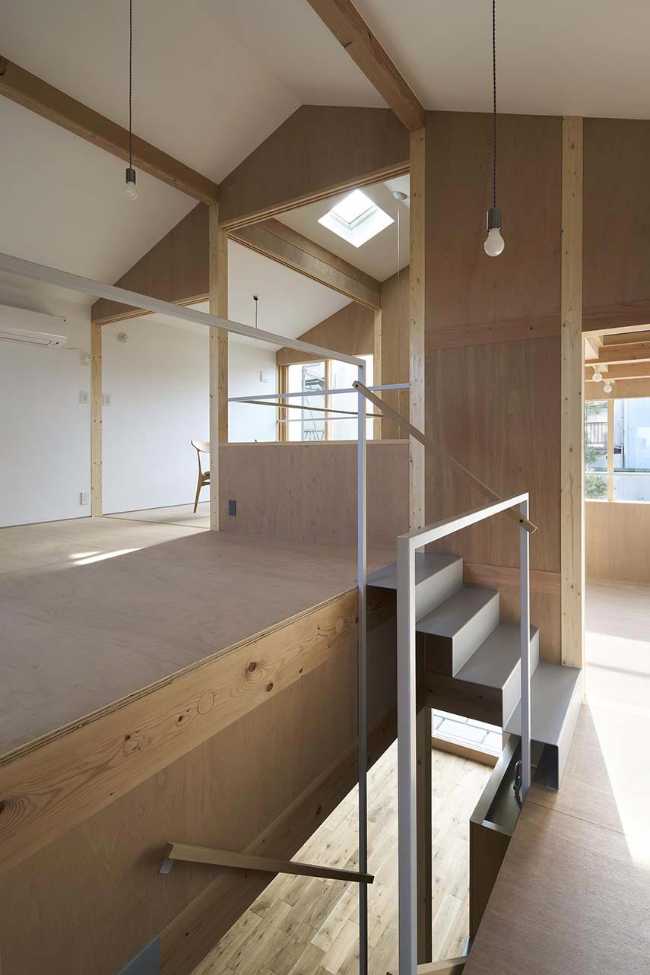 Japanese tradition and contemporary fluidity. House in Hanazono