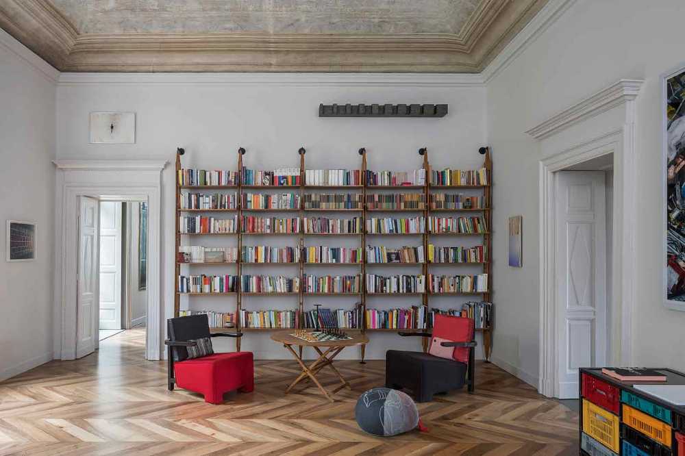 Apartamento SL, los detalles de la restauración de lujo en un edificio protegido.