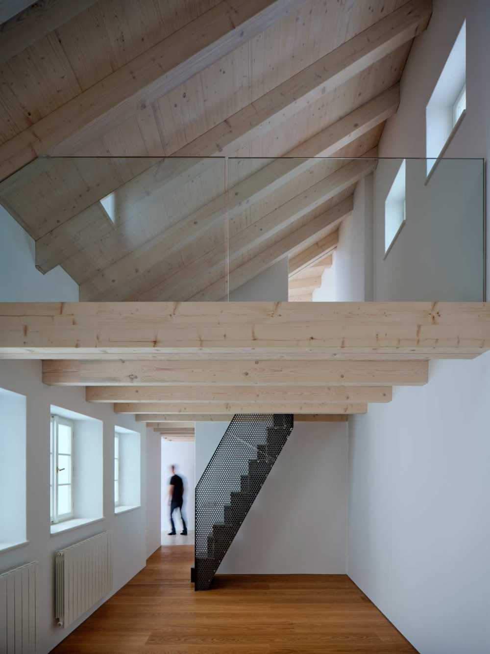 Cenicienta en Praga, el renacimiento de Seventh House en el corazón de Praga.