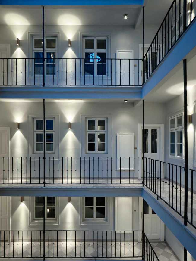 Cenicienta en Praga, el renacimiento de Seventh House en el corazón de Praga.