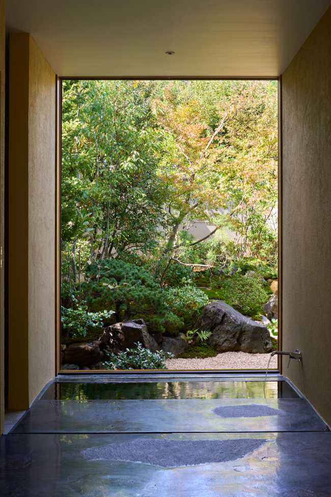 HOGAN: harmony between Zen gardens and timeless architecture