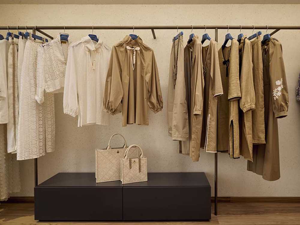 Light, matter, identity: the new boutique Safira Milano