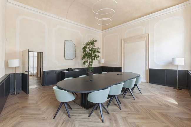 Contemporaneidad delicada para la recuperación de Palazzo Carlotti en Verona