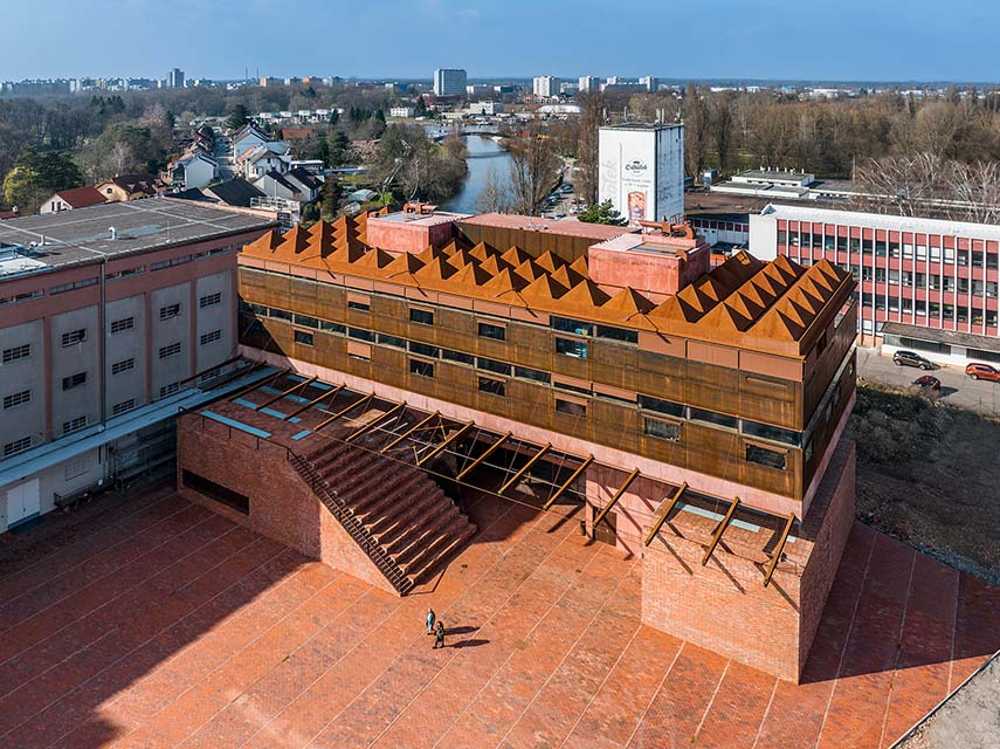 Nouveaux espaces urbains pour les Moulins Automatiques de Pardubice