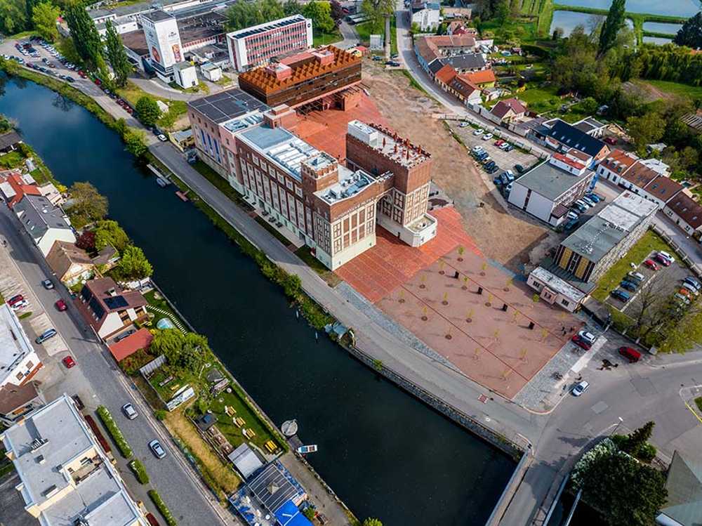 Nouveaux espaces urbains pour les Moulins Automatiques de Pardubice