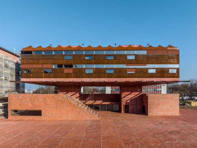 Nouveaux espaces urbains pour les Moulins Automatiques de Pardubice