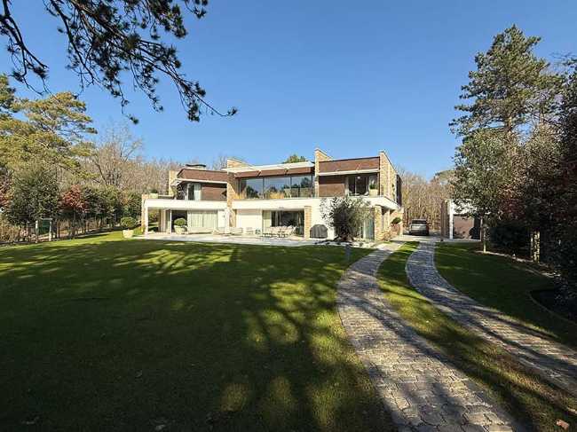 Villa Go Faste, tra natura e contemporaneità