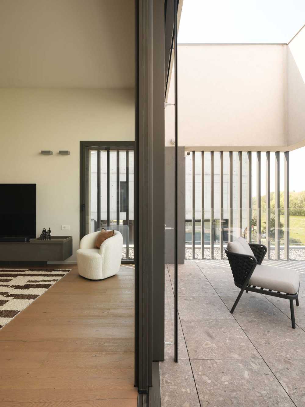 Panorama House, luce e controllo climatico