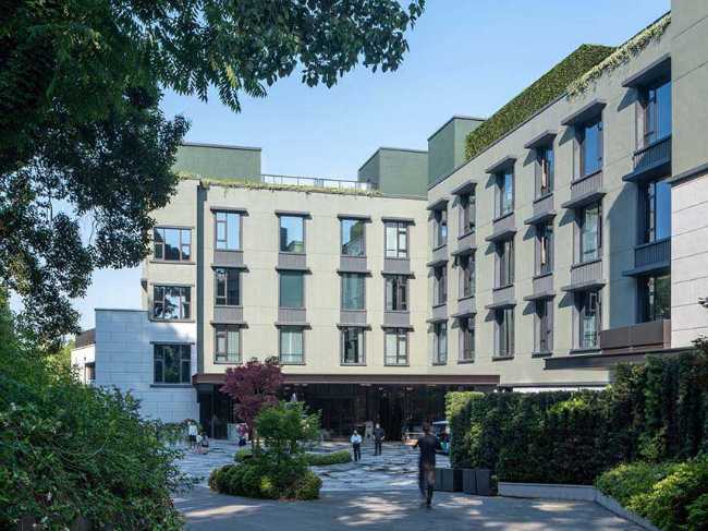 Silk Lakehouse in Hangzhou. Architectural renovation in UNESCO site