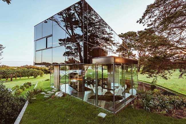 Casa Moro: nature and emptiness compose the form of space