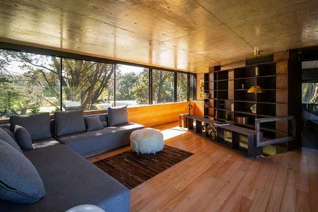 Casa Moro: nature and emptiness compose the form of space