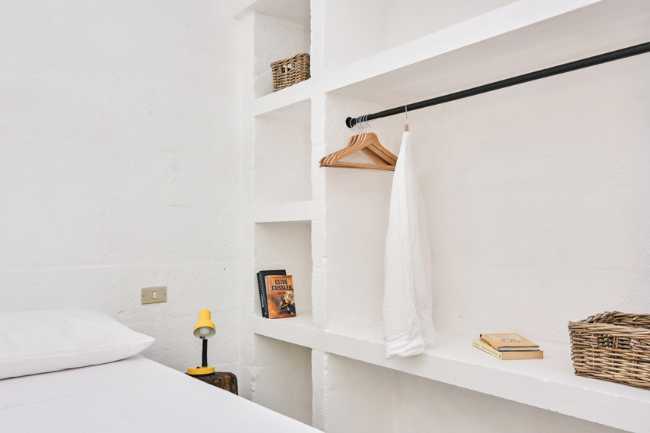 Casa Petra, il minimalismo che accoglie la tradizione