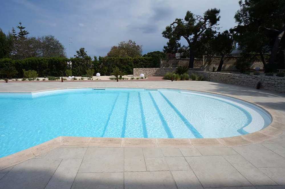 Villa Emy, an Art Deco gem on the sea in Bisceglie