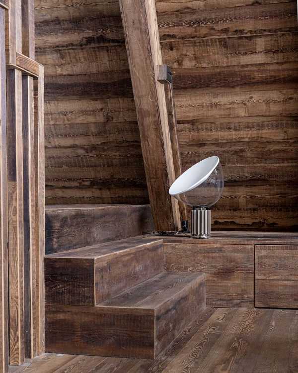 Tra le vette e la luce. Uno chalet che interpreta la montagna