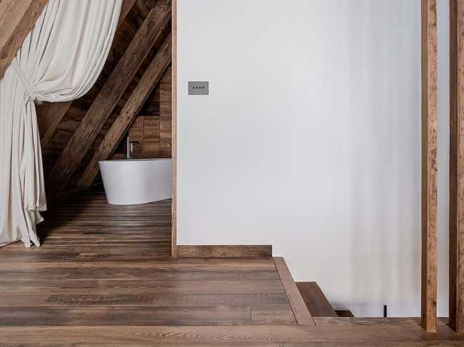 Tra le vette e la luce. Uno chalet che interpreta la montagna