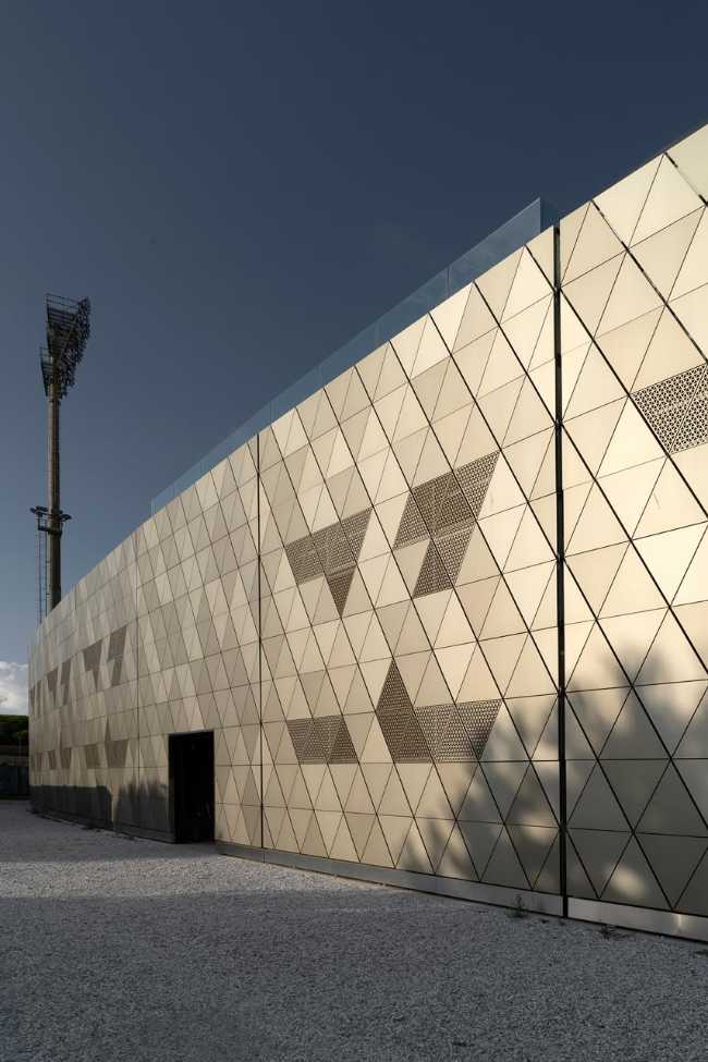 Between pine forest and sea: the new Pini Stadium in Viareggio