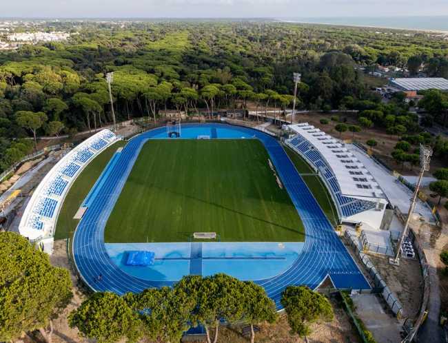 Between pine forest and sea: the new Pini Stadium in Viareggio