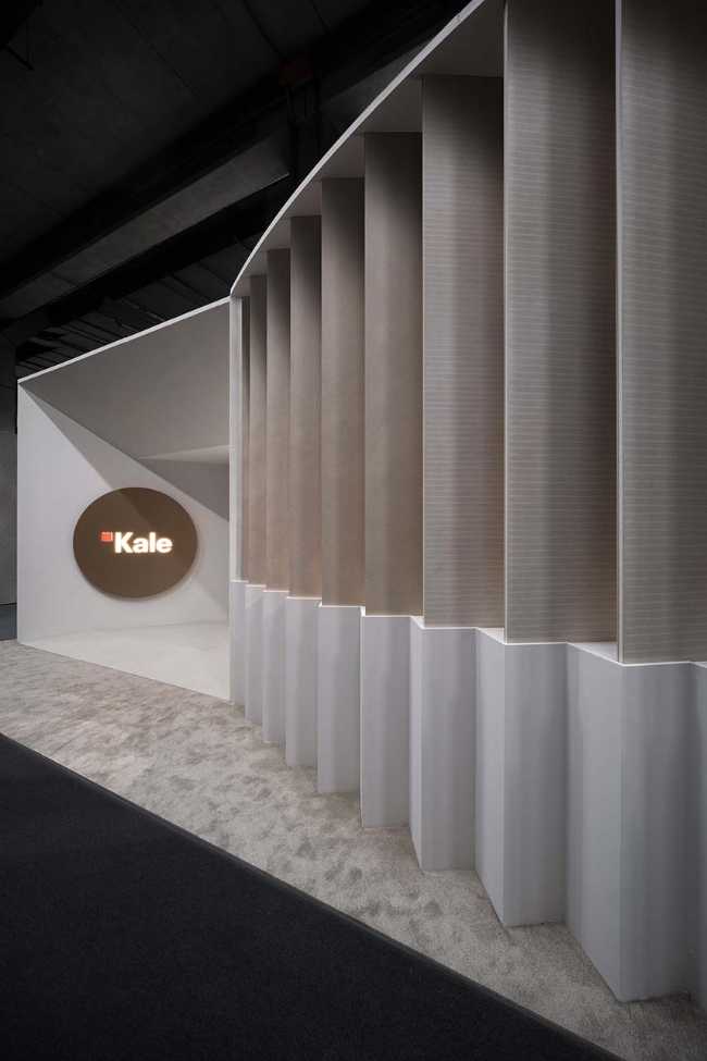 Stand de exposición como experiencia arquitectónica: Material Expression