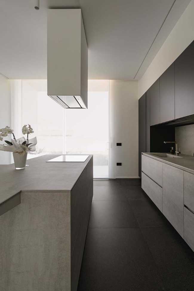 Luz y materia. El equilibrio perfecto de Villa Tenca.