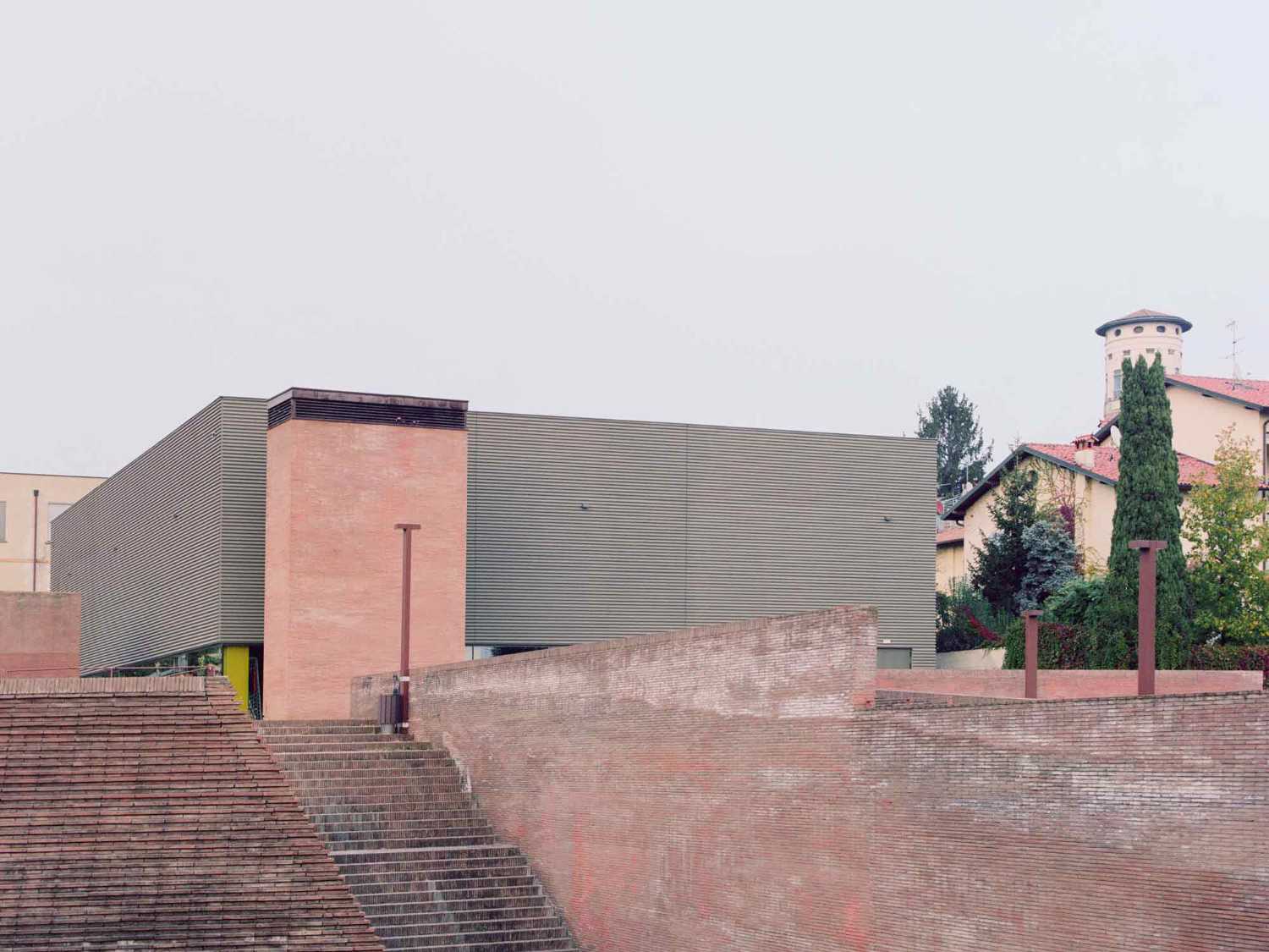 Gym of Merate. A new architectural landmark for the city.