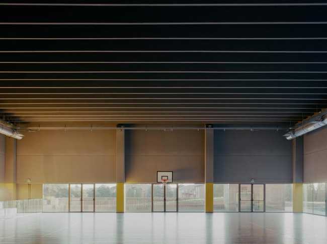 Gym of Merate. A new architectural landmark for the city.