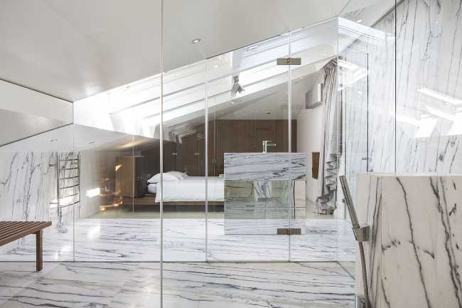 Cuarto de baño y sala de mármol