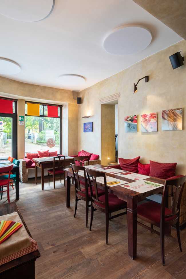 Acoustic and environmental comfort for a restaurant-pizzeria