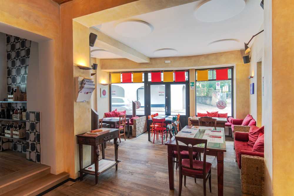 Acoustic and environmental comfort for a restaurant-pizzeria