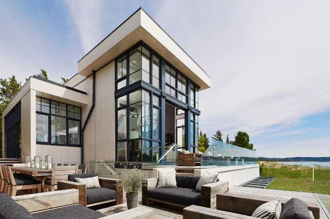 The double glazed volume