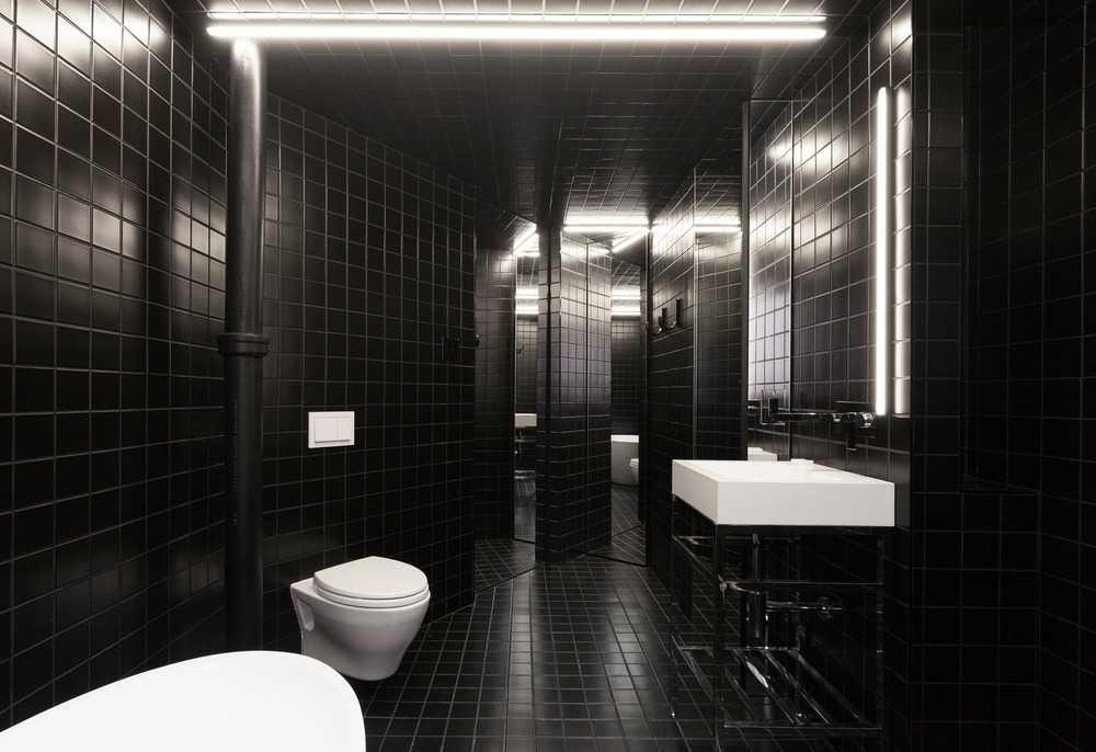The total white corridor with works of art