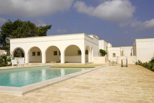 Résidence méditerranéenne. Domaine du XIXe siècle restauré dans les Pouilles